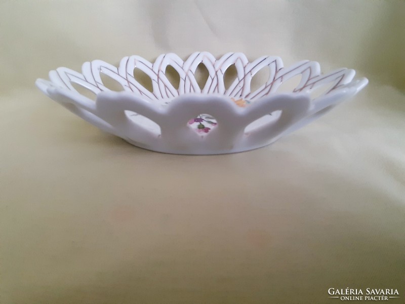 Openwork, braided porcelain bowl, oval tray
