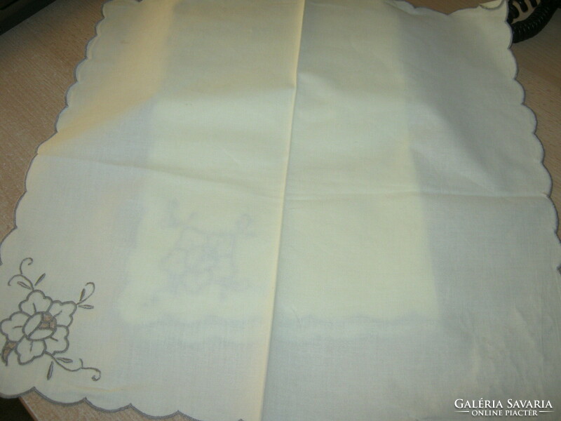 6 db új retro textil  szalvéta asztal kendő hímzett azsúrozott