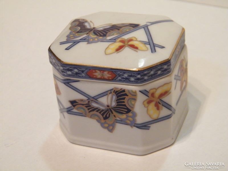 Pillangós fedeles porcelán doboz, tartó