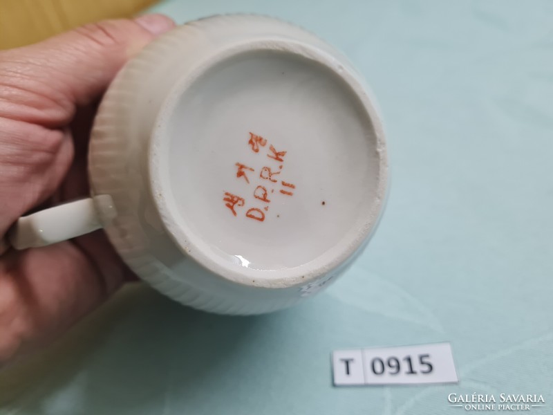 T0915 North Korean cherry mug