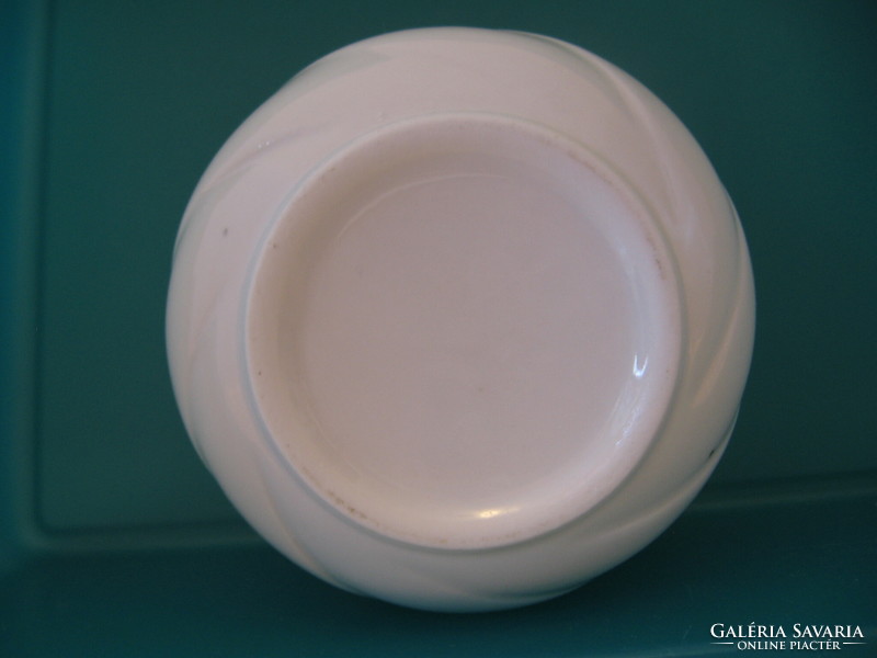 White porcelain bowl