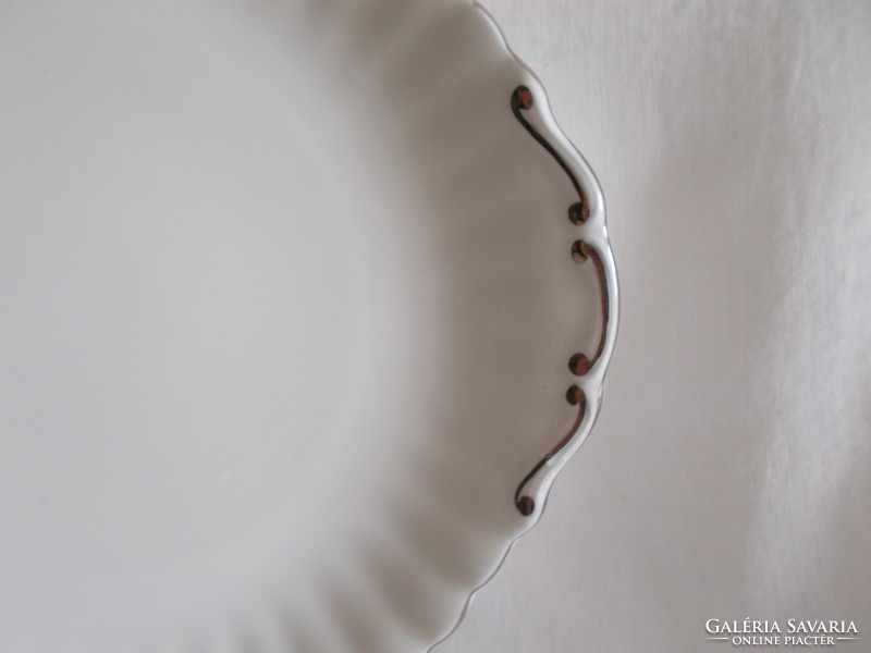Royal Albert Chantilly porcelán tál