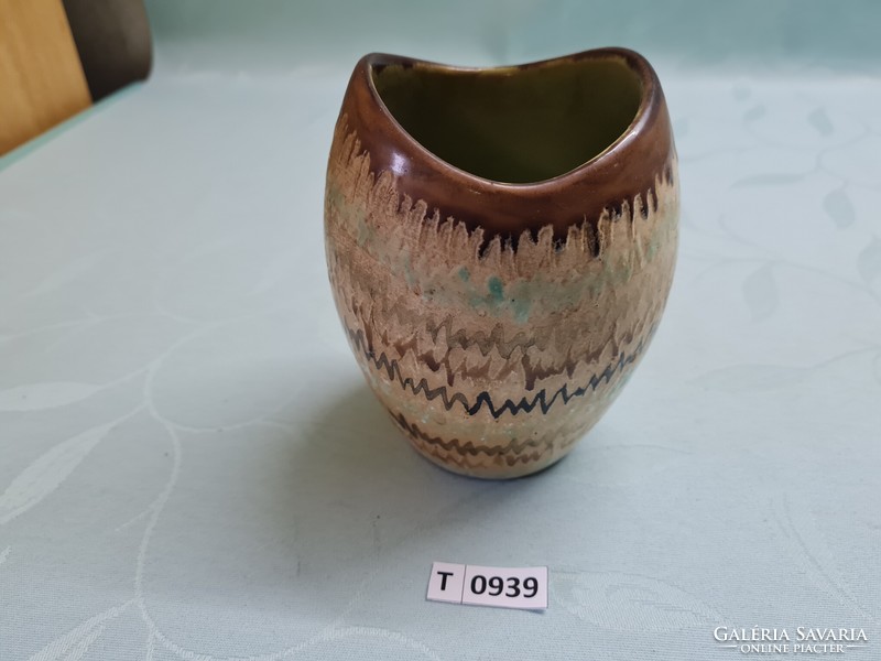 T0939 ceramic vase 14 cm