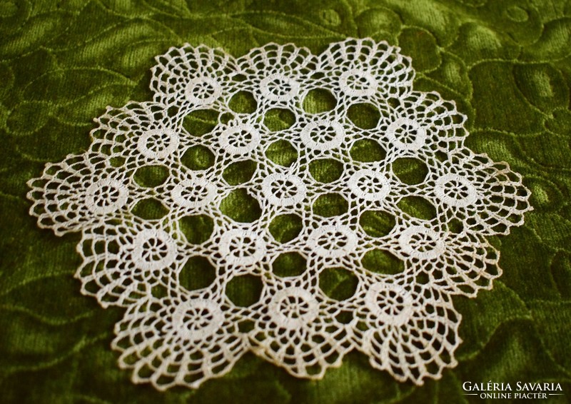 Crocheted lace tablecloth, tablecloth 19.5 cm handmade