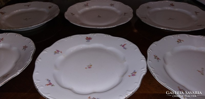 6 db-os régi Zsolnay porcelán aranyszélű, virágmintás lapostányér készlet tányér