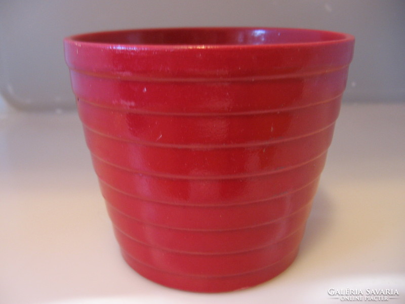 Red medium ceramic bowl