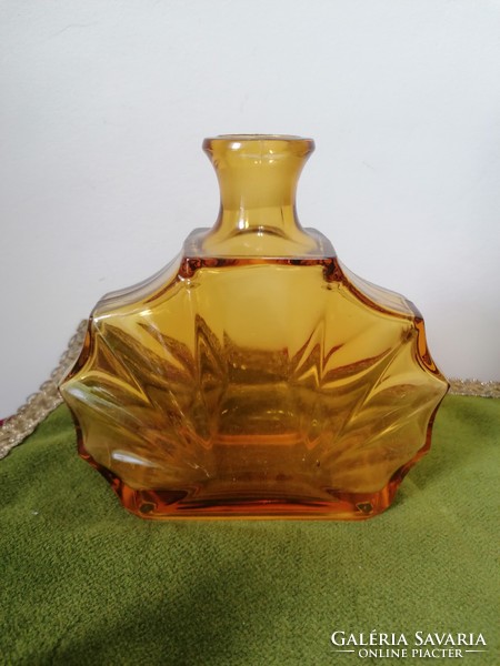 Art deco style, honey-colored glass liqueur set with its own tray