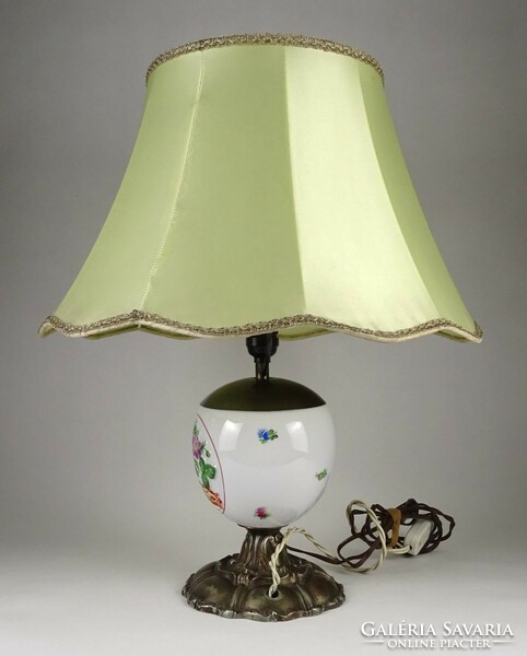 1M962 Régi porcelán testű lámpa 48 cm