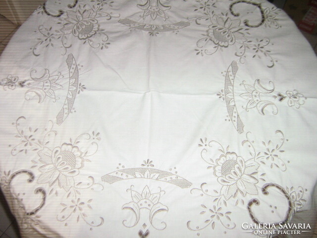 Beautiful floral tablecloth with riceli pattern