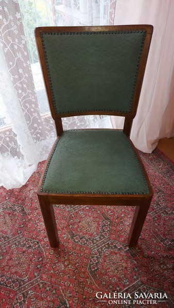 Antik felújított kárpitozott szék