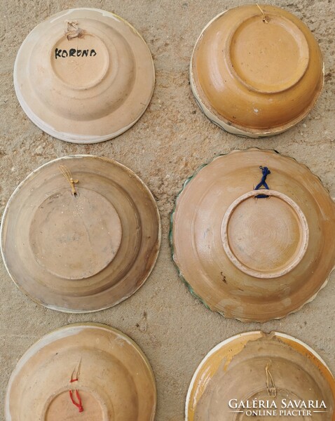 9 Transylvanian wall plates in one!