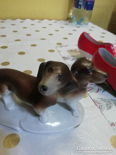 Pair of antique German dachshunds in perfect condition