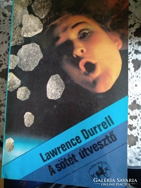 Durrell: A sötét útvesztő, Alkudható
