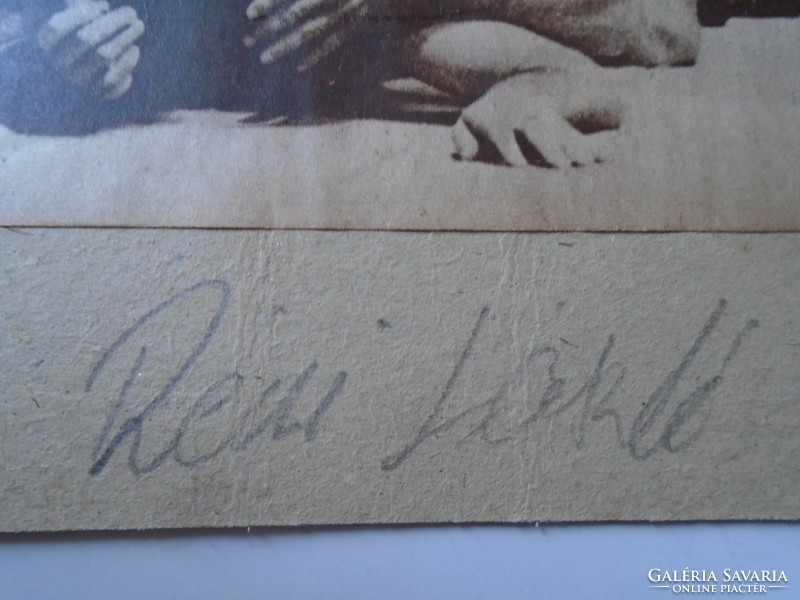 D195310 Réczi László birkózó autográf aláírása kartonon újságból kivágott fotó al. Kiskunfélegyháza