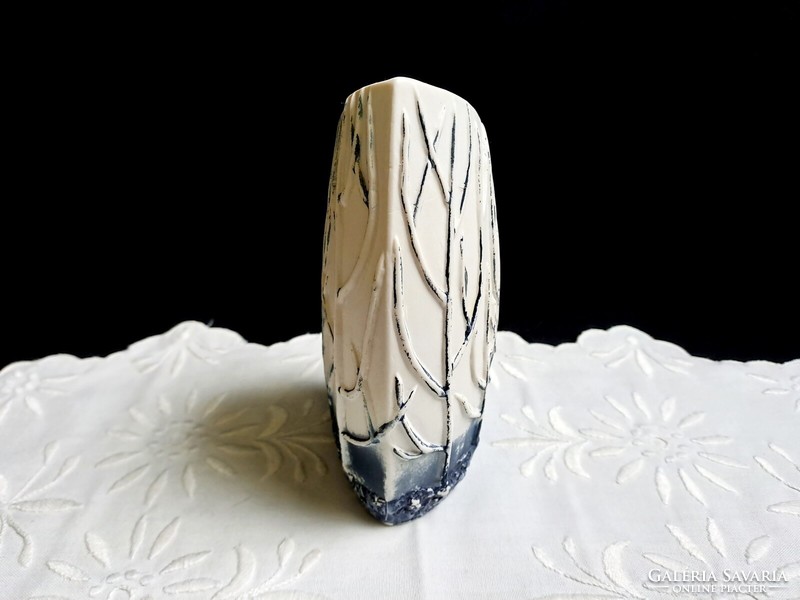 Special art deco ceramic vase 14-17 cm