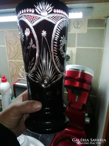 Bordó szép csiszolt nagy méretű váza hibátlan állapotban