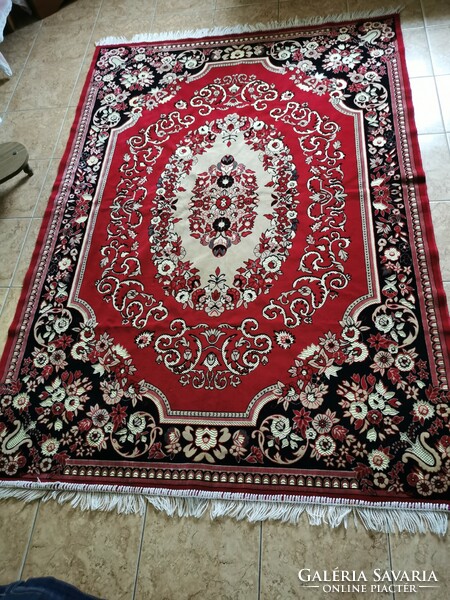 Gyönyörű, új szőnyeg, mokett 194 x 135.5 cm