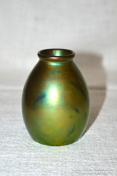 Zsolnay labrador glazed small vase