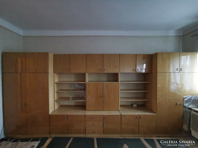 Fa nappali szekrénysor | Wooden row of cabinets/furnitures for the living room