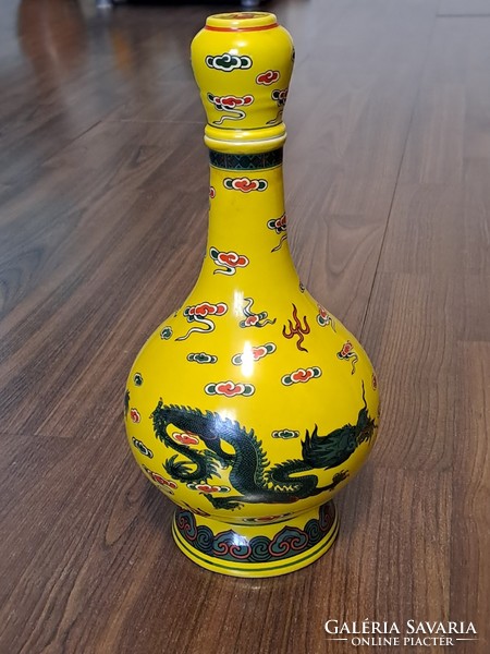 Kínai italos üveg