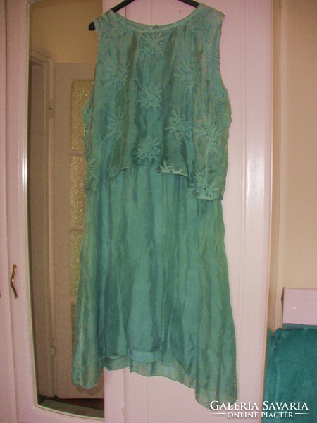 Sea green silk dress with openwork embroidered pattern l
