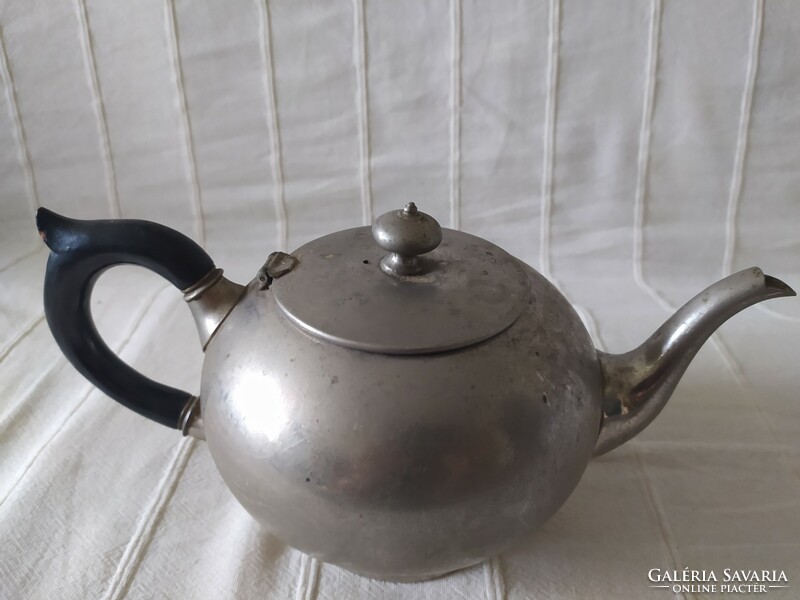 Art deco style jug, spout, Gerhardi & co., marked, flawless