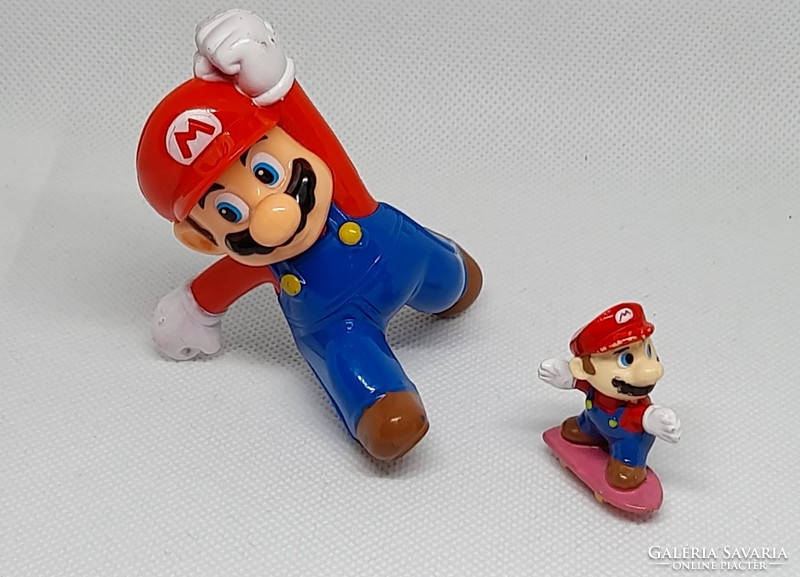 4 Super Mario and Luigi figures