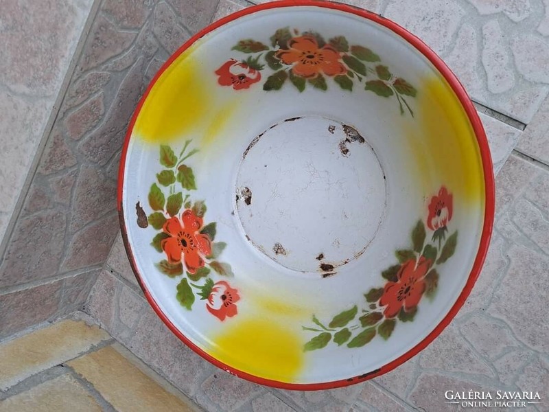 30 Cm diameter enamel flower bowl lavatory nostalgia piece, rustic decoration