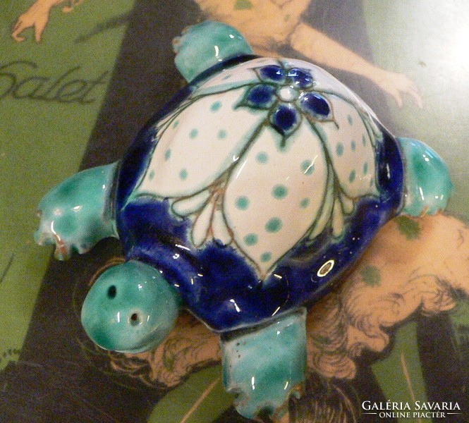 Morvay zsuzsa ceramic turtle