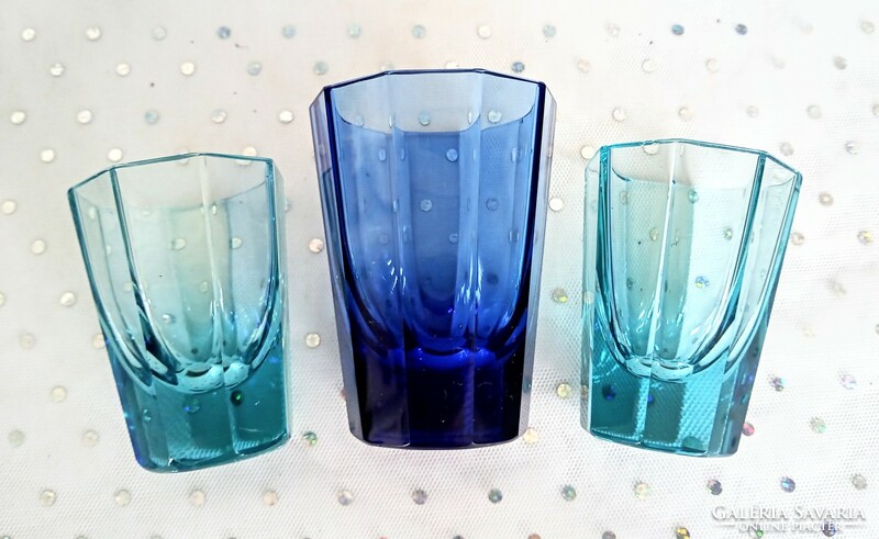 Flat polished turquoise and blue glasses 3 pcs together 6.5-7.5cm