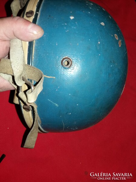 Antique Kőrös motorcycle crash helmet as shown in the pictures