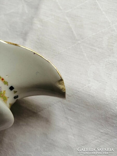 Parts of English porcelain tableware