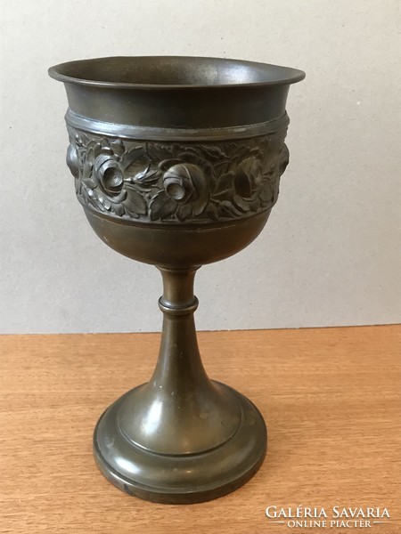 Antique flower-decorated copper alloy goblet 24 cm