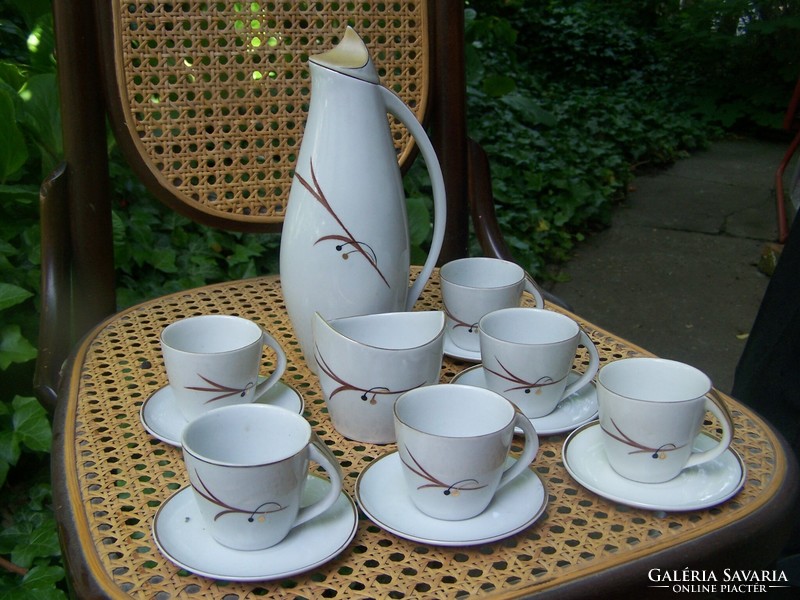Hollóháza retro 6-person mocha set, hand-painted, gilded porcelain in perfect condition