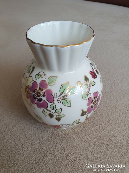 Zsolnay butterfly pattern vase 9.5×13cm