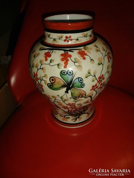 Nagy méretű kézzel festett japán porcelán