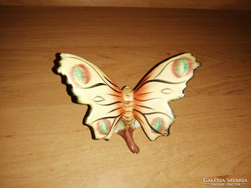 Bodrogkeresztúr ceramic butterfly