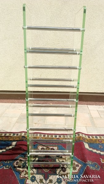 Modern design cd holder stand. Negotiable