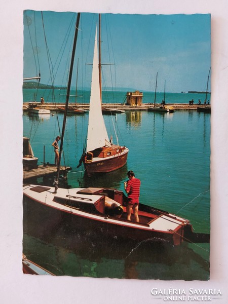 Régi képeslap Balaton fotó levelezőlap vitorlások kikötő