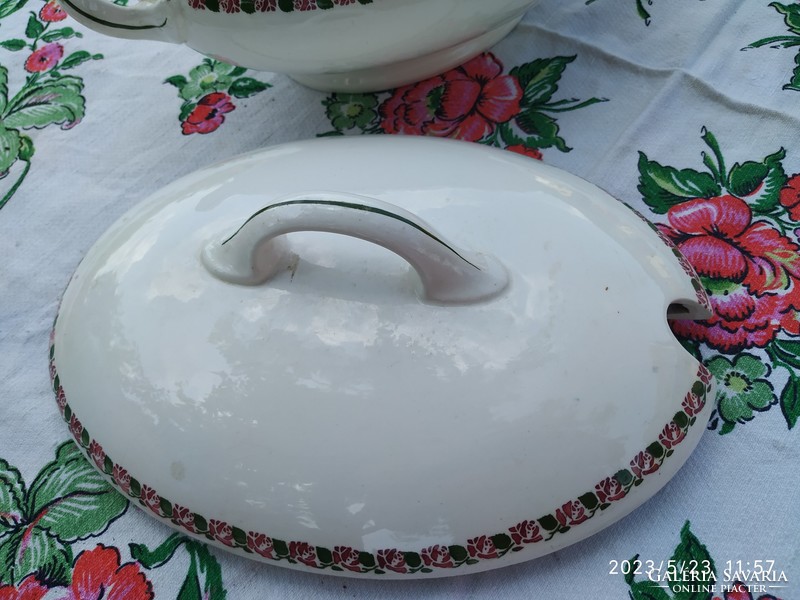 Granite shield seal soup bowl for sale!