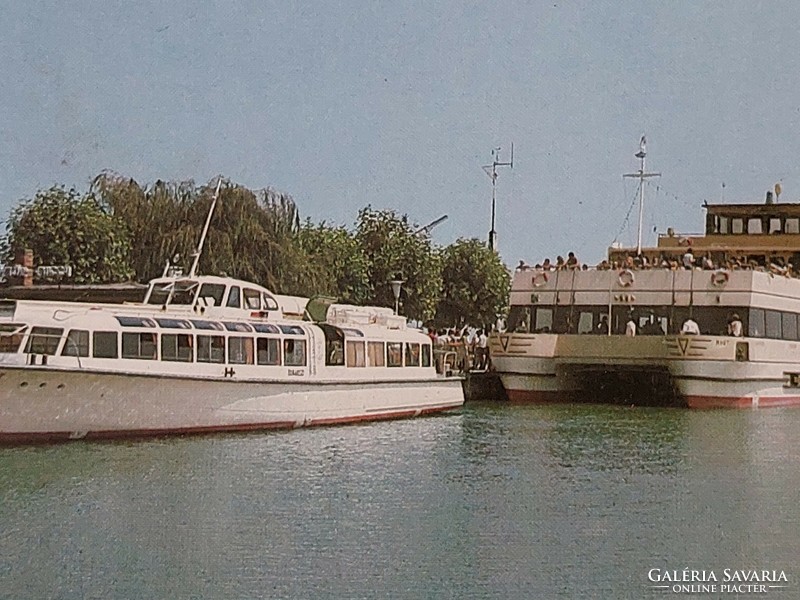 Régi képeslap 1984 Balaton fotó levelezőlap személyszállító hajók