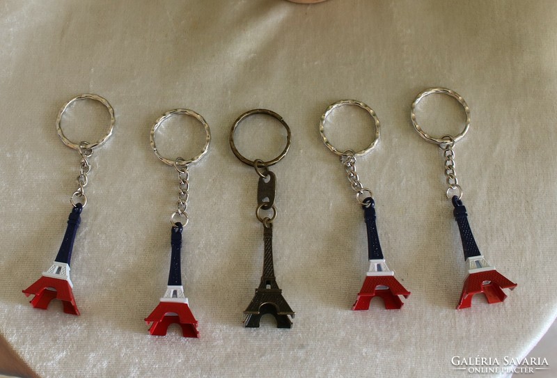 5 db-Párizsban vásárolt  kulcstartó Eiffel torony
