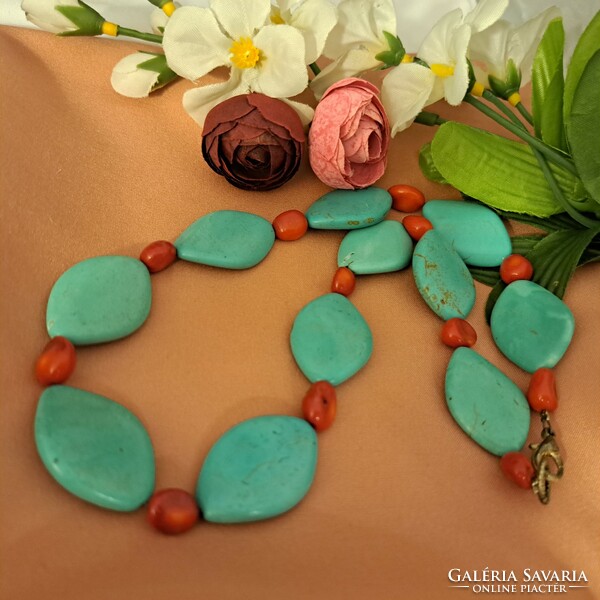String of turquoise and coral beads 1.5 cm