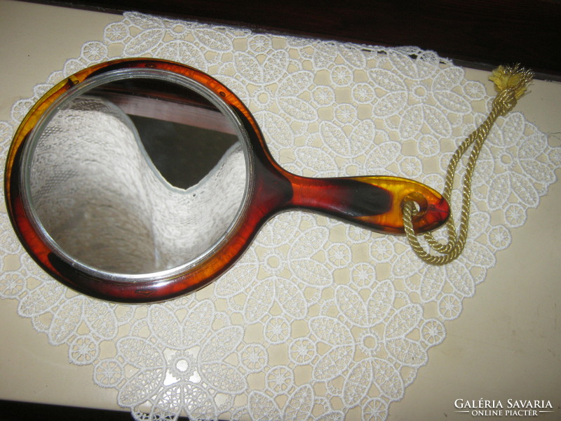Retro amber 2-sided magnifying mirror