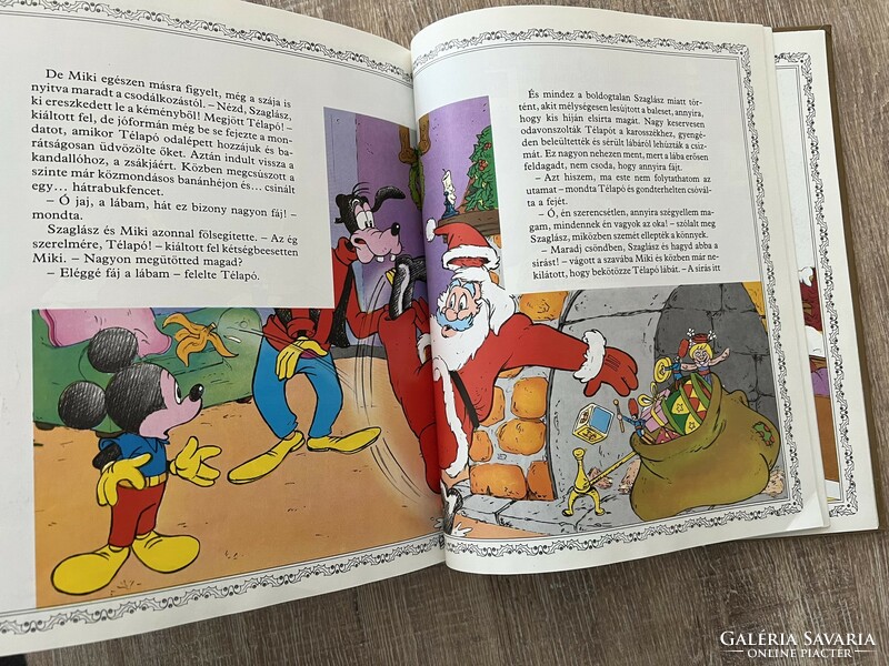 Walt disney merry christmas book