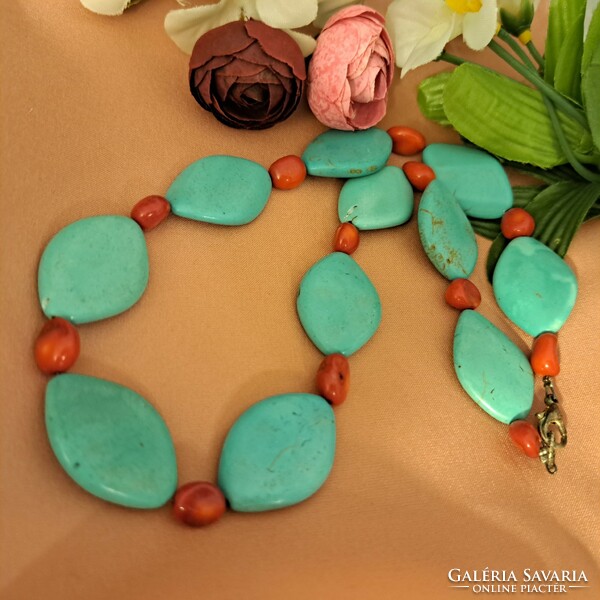 String of turquoise and coral beads 1.5 cm