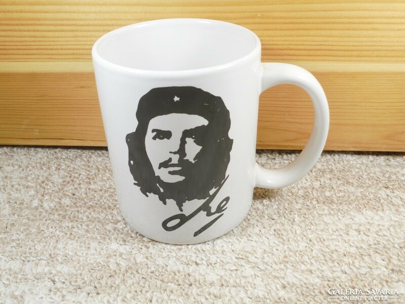 Kerámia bögre Che Guevara politikus, marxista forradalmár arcképpel képpel