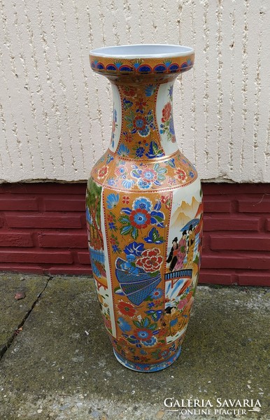 A Chinese vase for sale