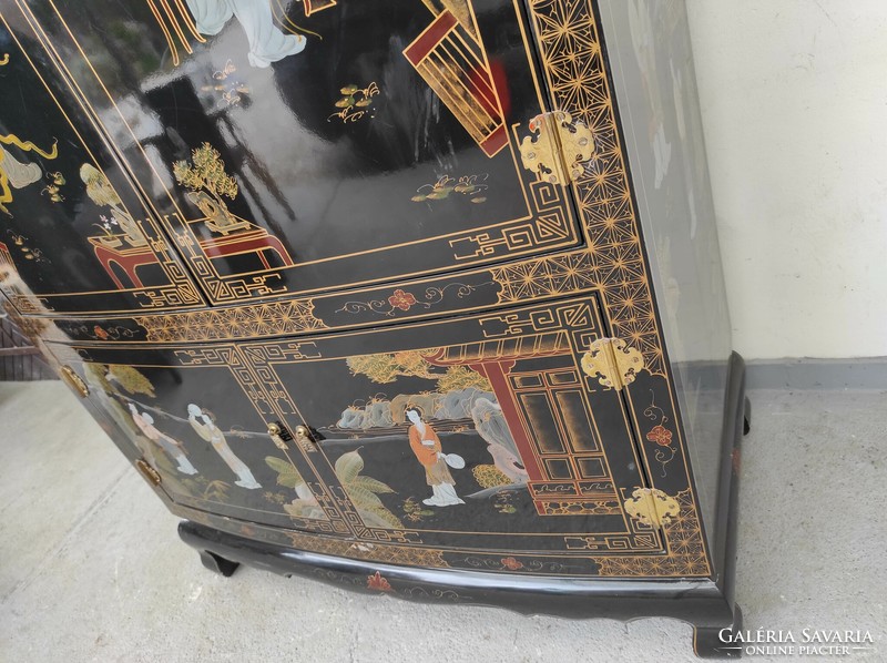 Antik kínai bútor festett gésa életkép motívum nagy fekete lakk szekrény 602 7350