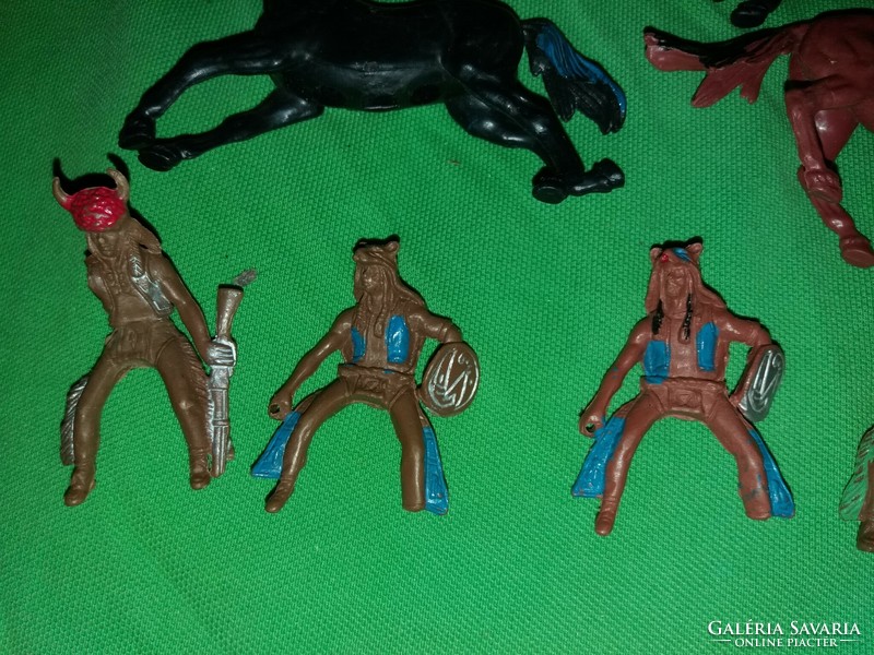 Retro trafikáru western indián műanyag katonák lovasok egyben a képek szerint